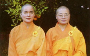 第三世多杰羌佛圣量 淹死的蜜蜂长起翅膀飞走了