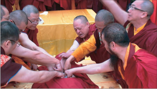 莫知仁波且修摊尸拙火定制炼胜义“喀卓安得丸” 第5张