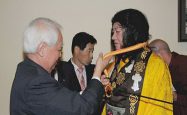 H.H.第三世多杰羌佛获颁“世界和平奖”最高荣誉奖