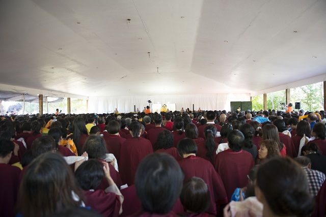 美国国会升国旗向世界佛教最高领袖H.H.第三世多杰羌佛致敬 第2张