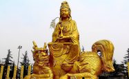我亲见慈悲庄严的观音菩萨施洒法水