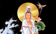 观世音菩萨手持莲花向我走来
