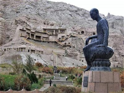 《金刚经》《佛说阿弥陀经》由谁翻译？这位译经大师的人生充满传奇