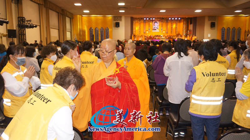 恭迎《南无第三世多杰羌佛经藏总集》圣典法会 在洛杉矶盛大举行 第15张