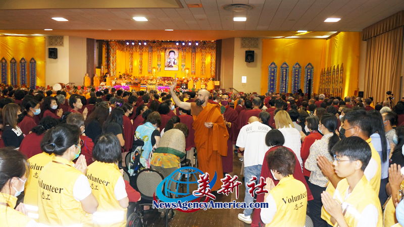 恭迎《南无第三世多杰羌佛经藏总集》圣典法会 在洛杉矶盛大举行 第12张