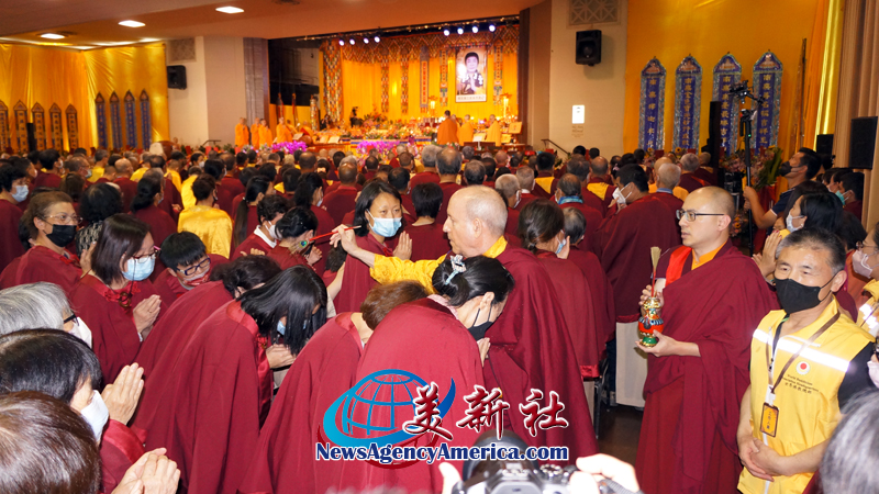 恭迎《南无第三世多杰羌佛经藏总集》圣典法会 在洛杉矶盛大举行 第13张